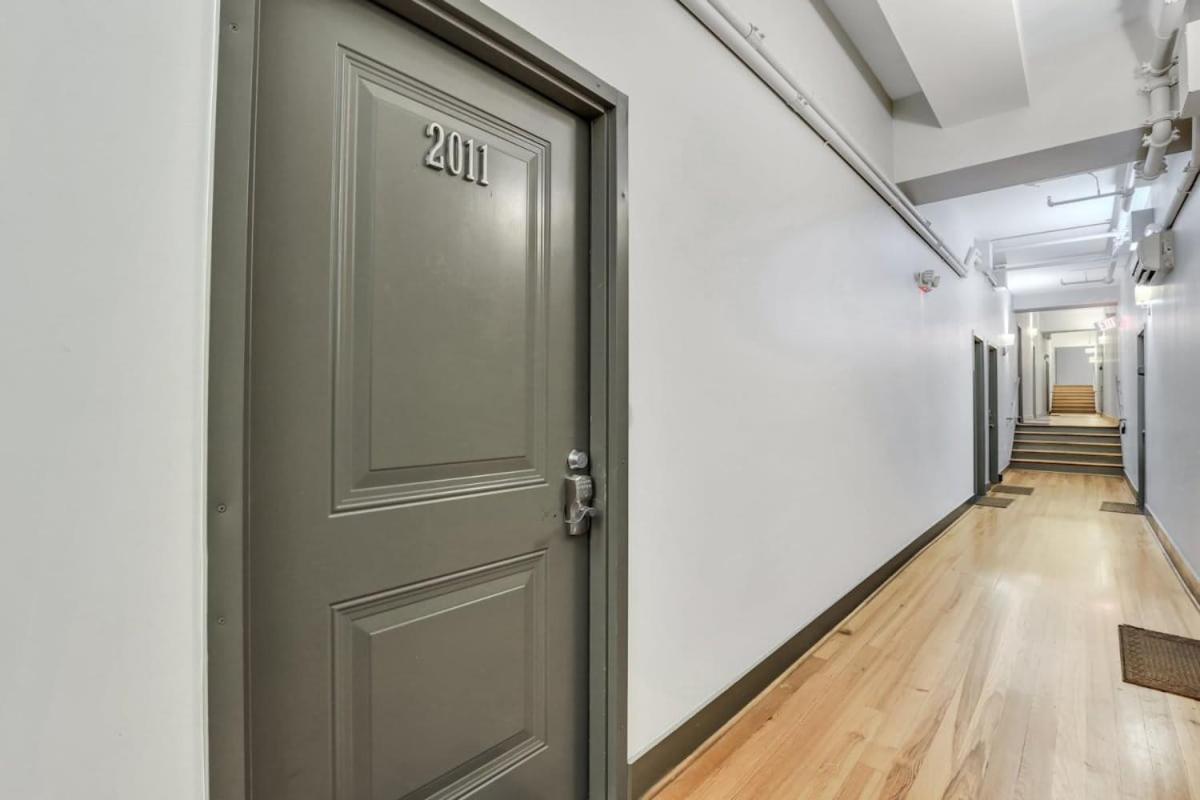 Lush Savannah Loft - Near Plant Riverside District מראה חיצוני תמונה